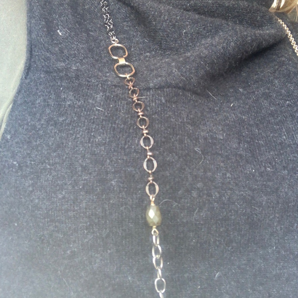 Versatile long multi-chain necklace - Picture 3 of 5